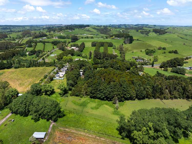 1174 Kahikatea Flat Road Waitoki_51