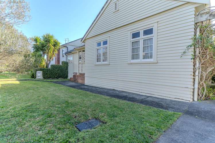 2/11 Ewen Street Hauraki_11