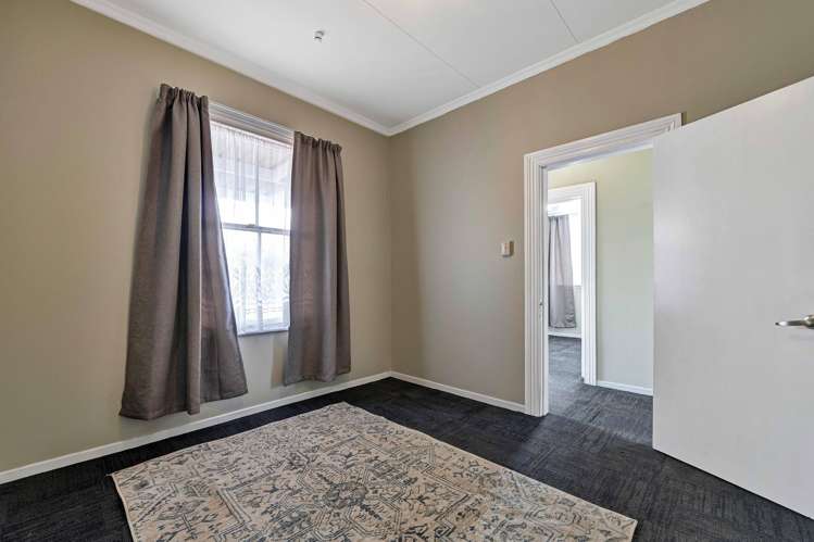 79A Swansea Road Stratford_11