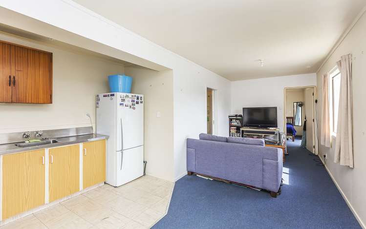 2 Awa Road Miramar_13