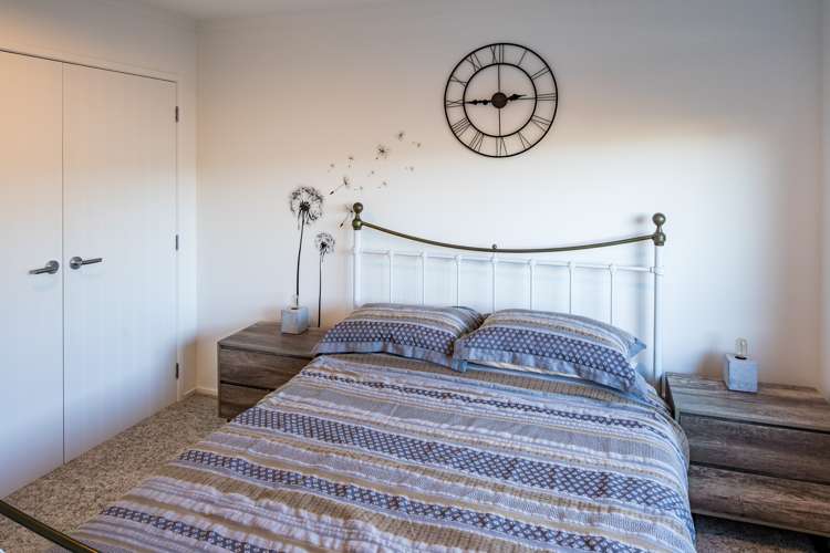 52 Mo Street Camborne_11