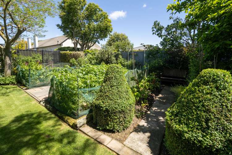 96 Middle Road Allenton_42