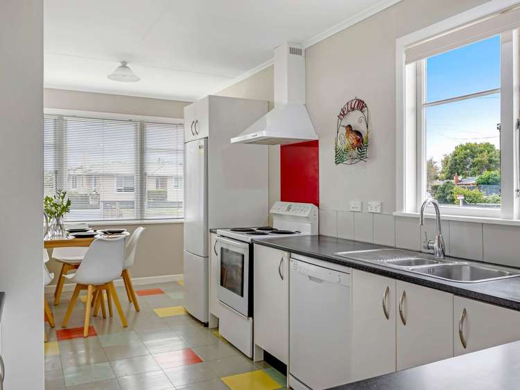 40 Hadfield Crescent College Estate_11