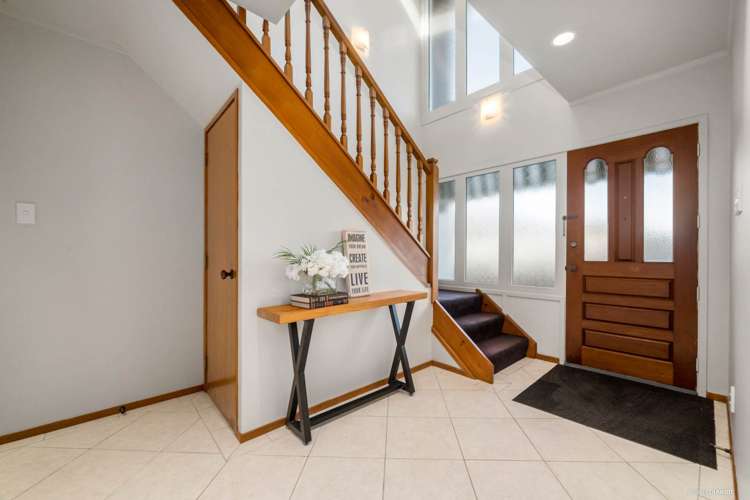 2/20 Wernham Place Northcote_6