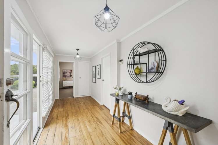 1/75 Atkinson Road Titirangi_3