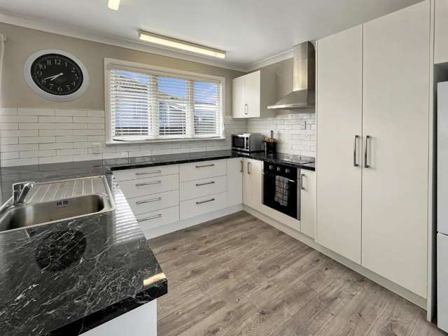 4 Bristol Crescent 2144_1