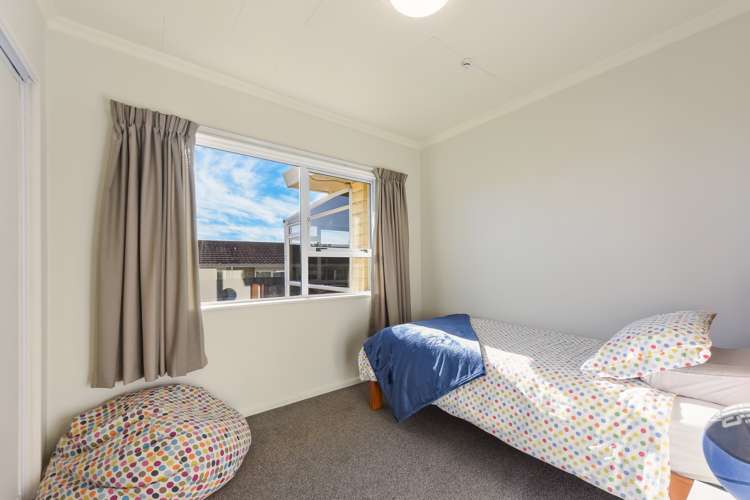 38 Farnham Drive Richmond_19