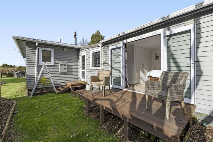 1870 Egmont Road Inglewood_12