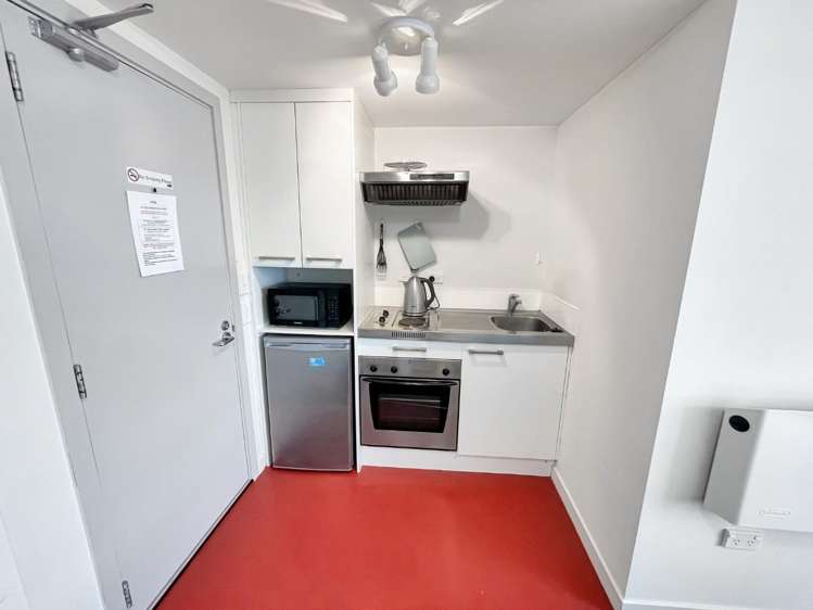 604/35 Abel Smith Street 2185_1