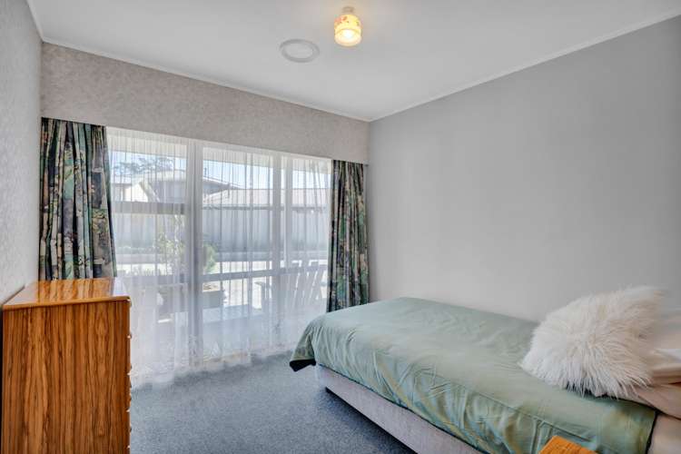 37 Kowhai Street Inglewood_15