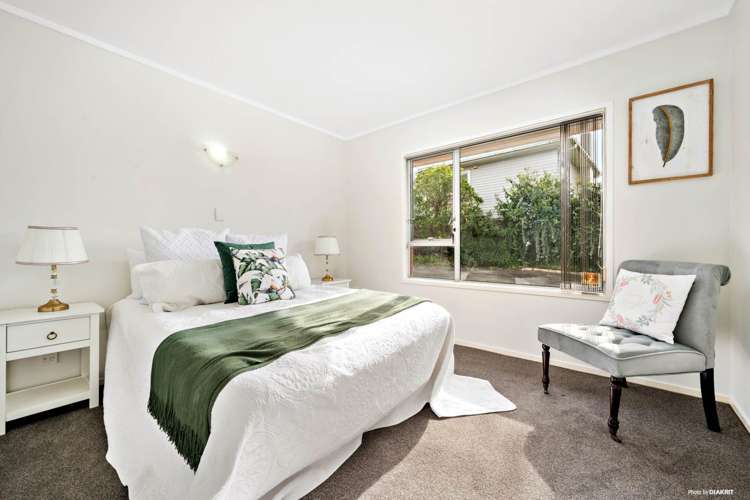 1/123 Gossamer Drive Pakuranga Heights_7
