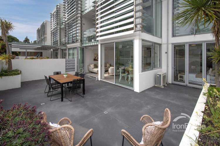 1/22 Esplanade Sumner_8