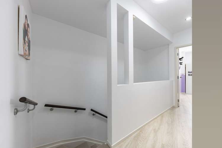 34/21 Hunters Park Drive Three Kings_10