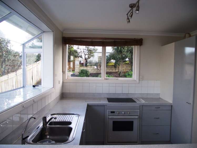 14 Silverton Avenue Wai O Taiki Bay_10