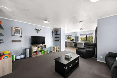 391 Kahikatea Drive_2