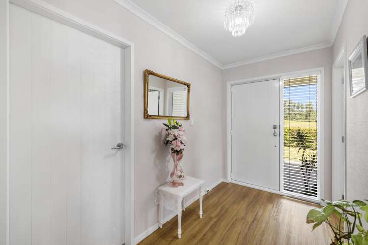 70 Awataha Crescent Pyes Pa_19