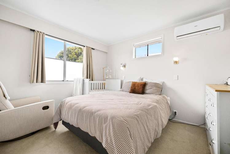 1/12 Marewa Street Te Atatu South_8