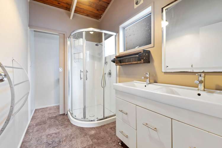 2/25 Matai Road Stanmore Bay_10