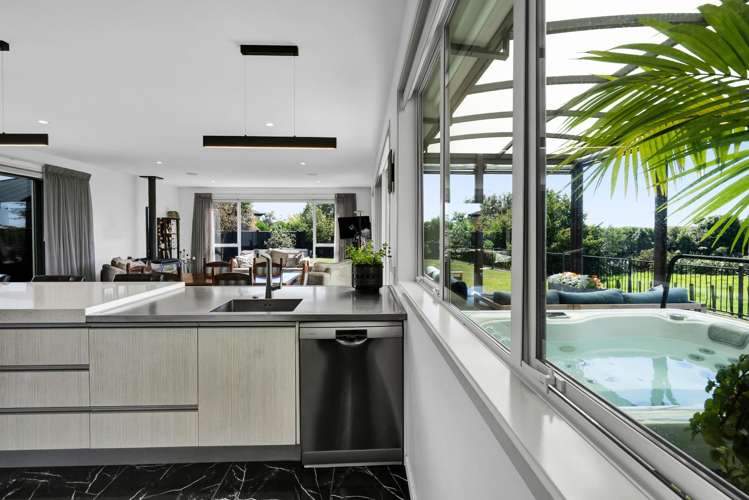 5D Vardon Way Waiwhakaiho_6