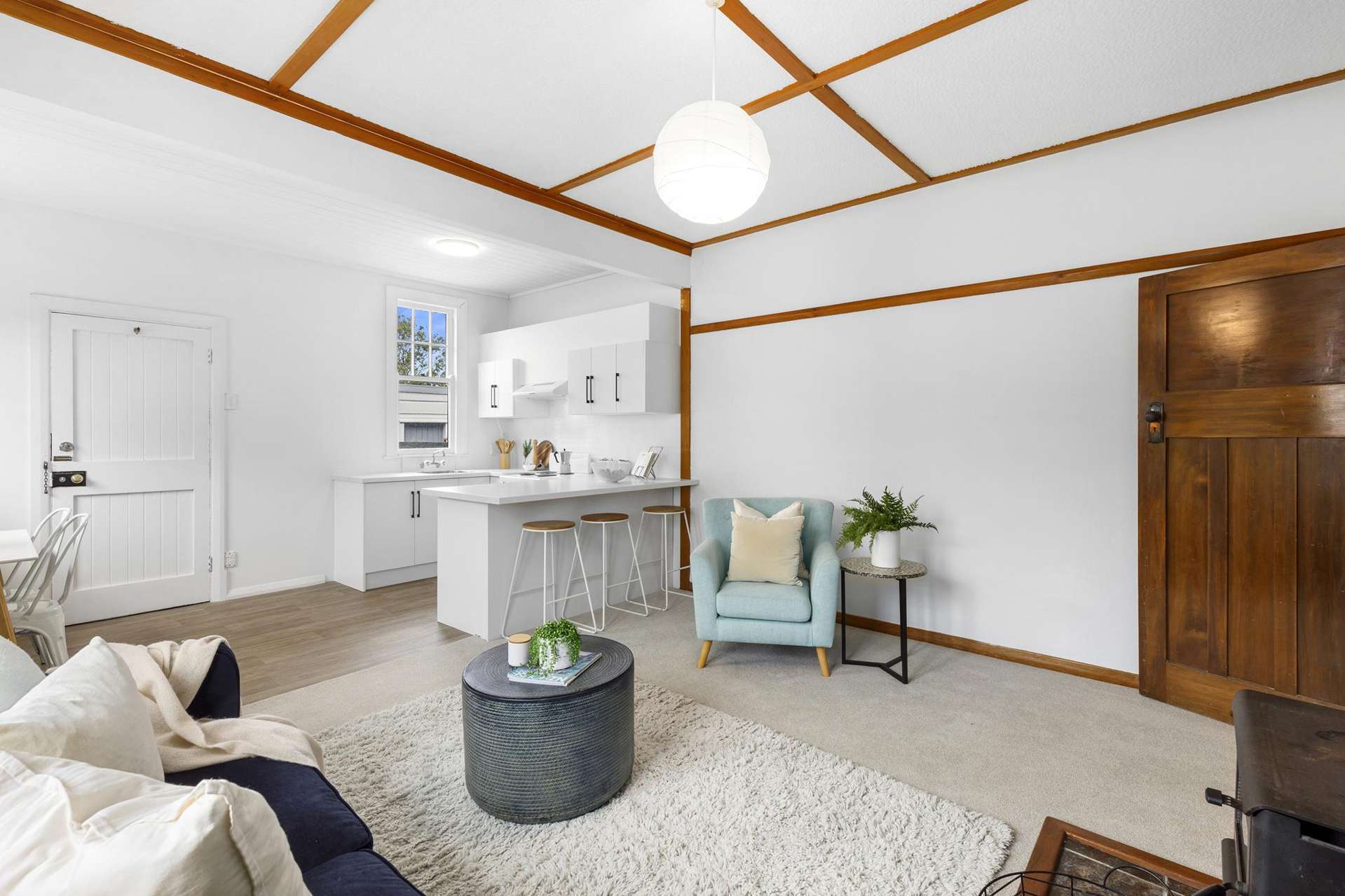 2/14 Douglas Street Waiwhetu_0