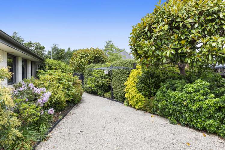 19 Regents Park Drive Casebrook_23