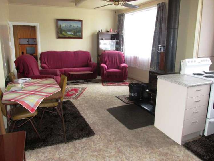 1 Ross Street Reefton_4