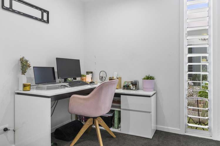 15 Magnolia Rise Waipahihi_20