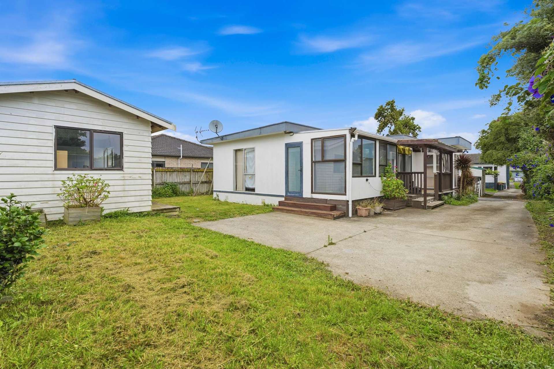 2/9A Cambourne Road Papatoetoe_0