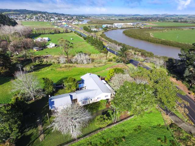 32 Kaipara Coast Highway Helensville_2