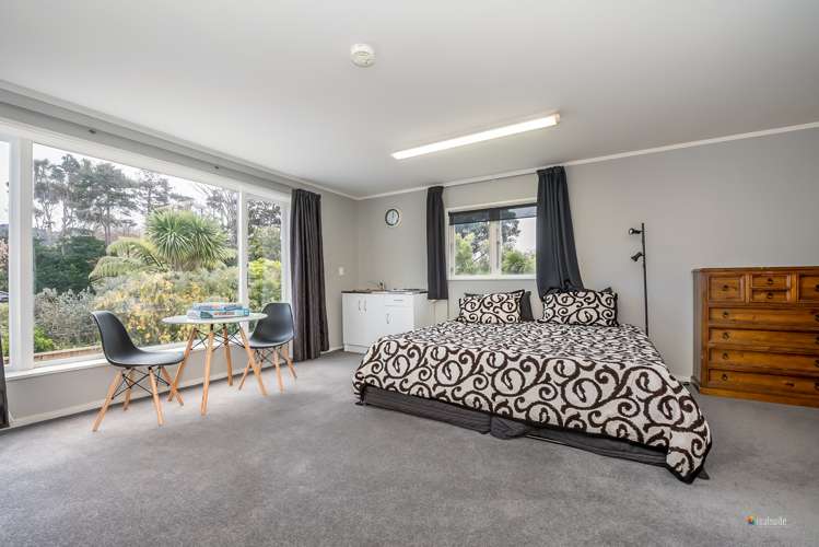 83 Woburn Road Woburn_17