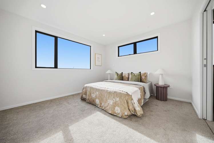 5 Weir Lane Oteha_13