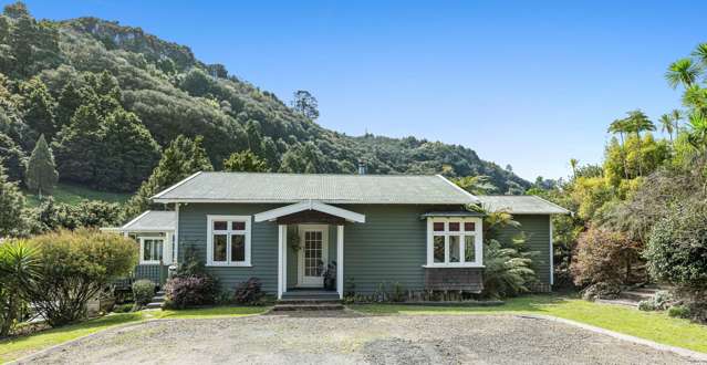 Private sanctuary - peace, views, sustainability