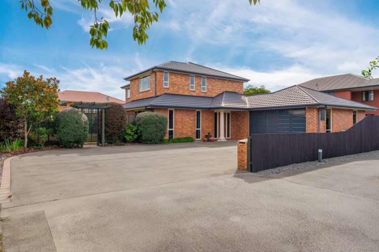 9 Saint Clair Close Harewood_23