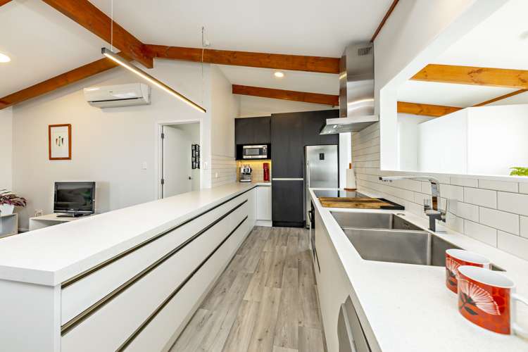 8a Commissariat Road Mount Wellington_2