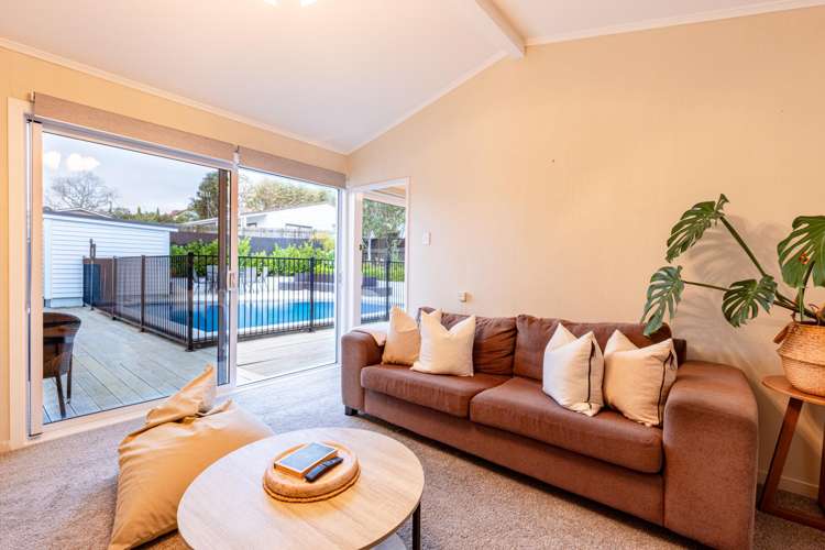 56 Great North Road Saint Johns Hill_13