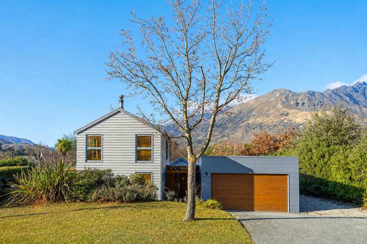 35 Ferry Hill Drive Lower Shotover_17