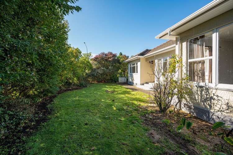 2 Templemore Drive Richmond_13