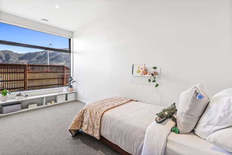 22 Barton Street Lake Hawea_16
