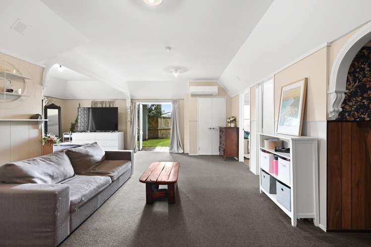 6 Glendale Drive Dinsdale_14