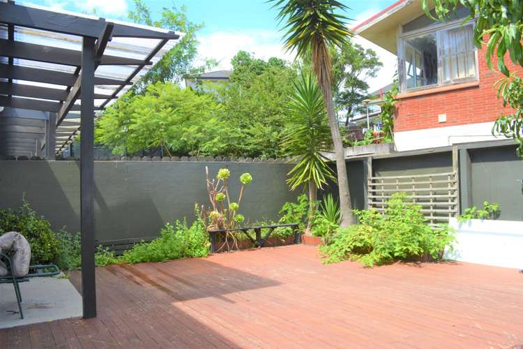 2/14 Melton Road Mount Wellington_9