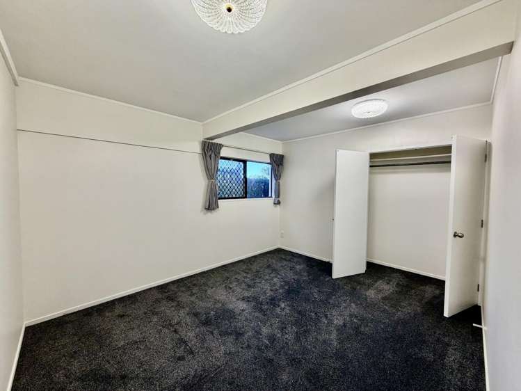 Granny/5 Lilford Place 1679_5