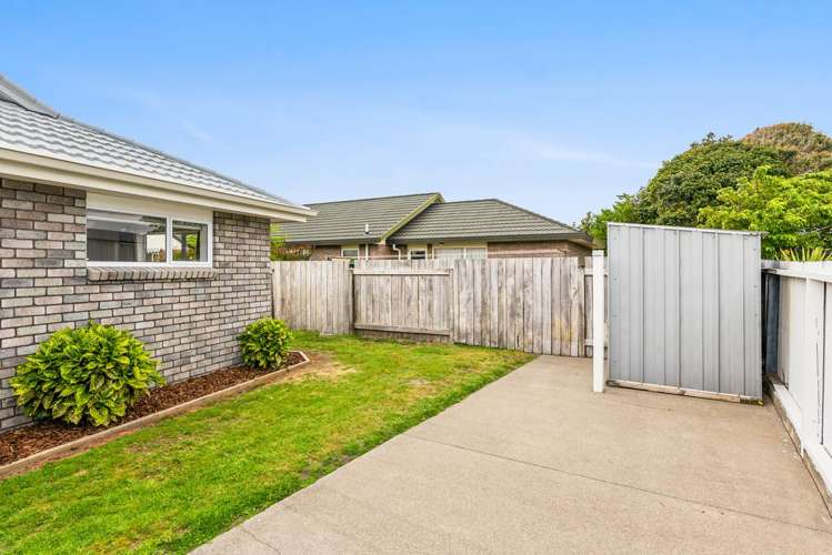 24 Rangiatea Street Paraparaumu Beach_16