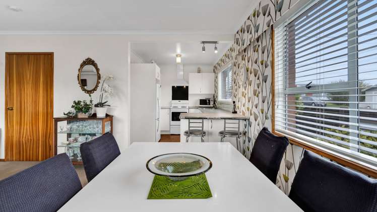 13 Kowhai Street Inglewood_5