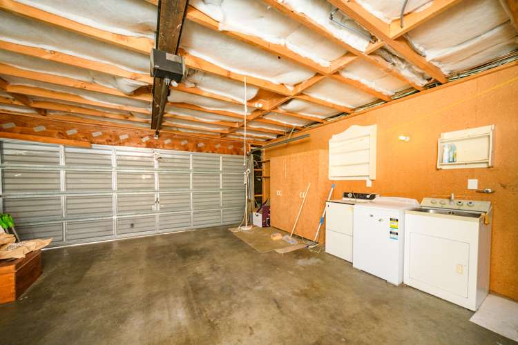 5 Gregory Close Palmerston North Central_16