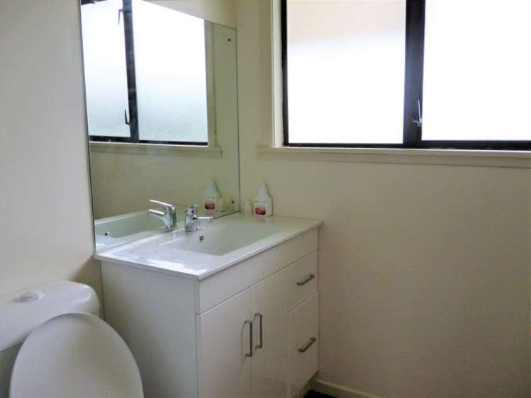 36 Fox Street Opunake_8