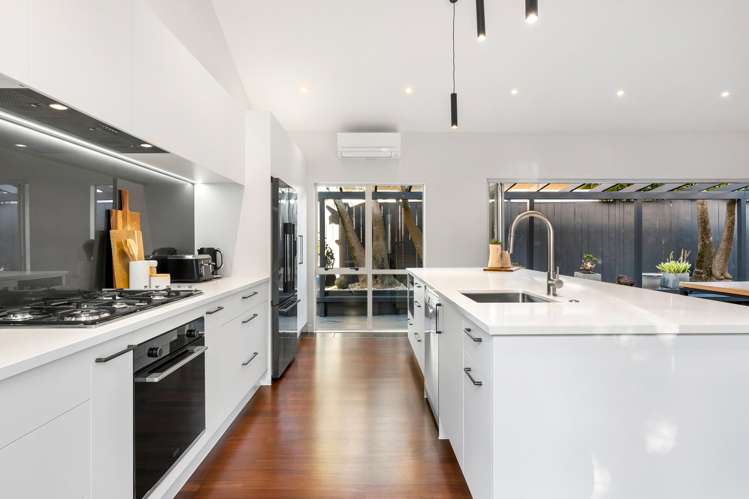 13 Newbury Place Schnapper Rock_5