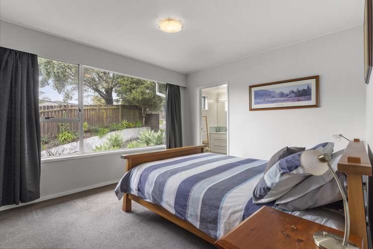 45 Cockayne Crescent Sunnynook_8