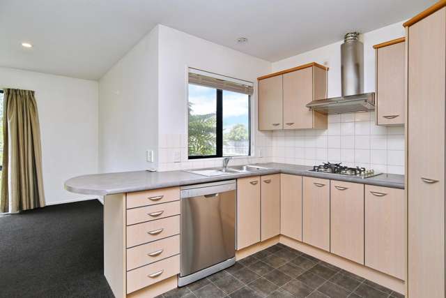 137 Kotuku Crescent Woolston_3