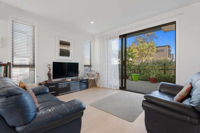 8c Lyndhurst Street Wai O Taiki Bay_4
