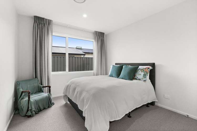 8 Horton Close Frimley_10